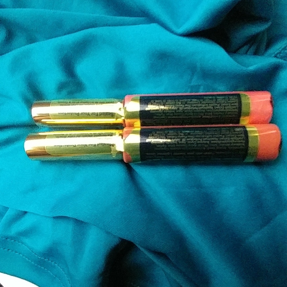 Lipsense bundle - Picture 3 of 3